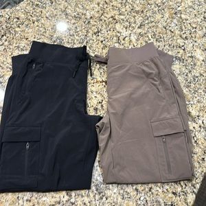 Black and taupe cargo joggers size xs all in motion
